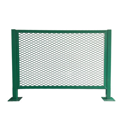 Chain Link Fence For Customized Anti Glare Traffic Barrier Mesh Fence Barbed Wire