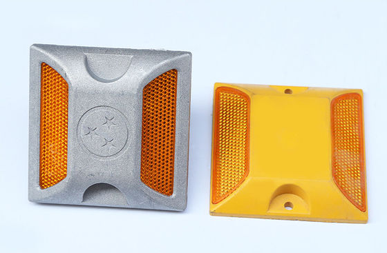 High Visible Cast Aluminum Road Stud for Enhanced Road Safety Measures and Visibility