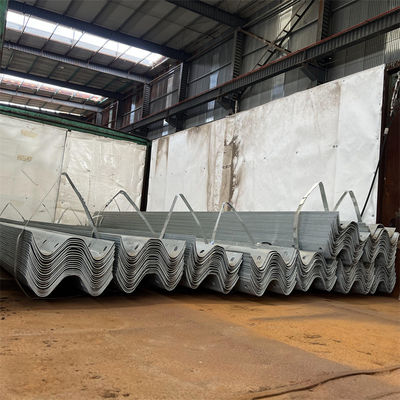 Hot Dipped Galvanized Metal Highway Guardrail with Q235 Q345 Customized Performance