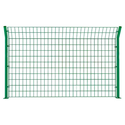 Outdoor Galvanized Barbed Wire Fence with Double Twisted Design and Wooden Spool
