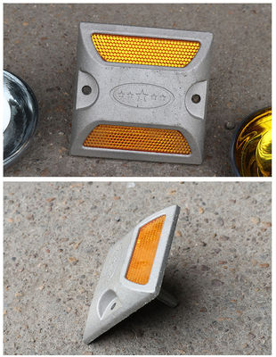 Customized Size Cast Aluminium Road Stud Reflective Cat Eye Made In with 50cm Height