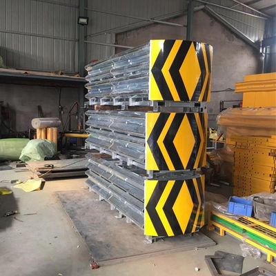 Customized Safety Barrier Crash Cushion for Outdoor Security on Highway Guardrail