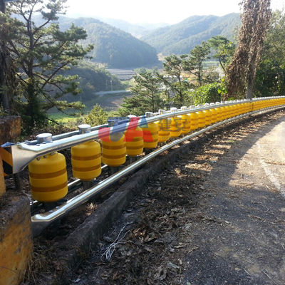 Roadway Safety Yellow EVA Rotary Barrier Anti-Corrosion Guardrails With Standards