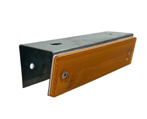 High Visible Yellow V Type Guardrail Roadside Reflector for Visibility Enhancement