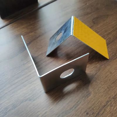 Aluminum Road Marking Reflector with Casting Aluminum Alloy Plastic Body Material