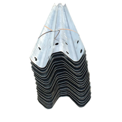 Highway Road Safety Barrier with Q235 Q345 Galvanized Steel and ISO 9001 Certification