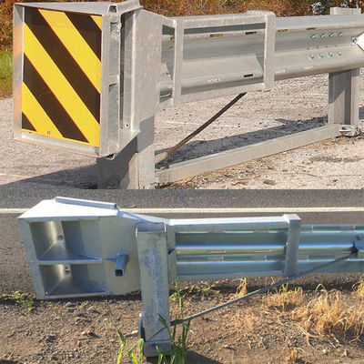 Customized Galvanized Powder Coated Traffic Safety Fitting Steel SKT End for Highway Guardrail