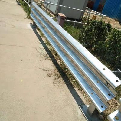 Straight Barrier Hot Dipped Galvanized Steel Highway Guardrail