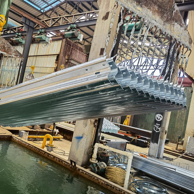 ISO 9001 W Beam Anti Collision Guardrail Galvanized Steel Highway Guardrail