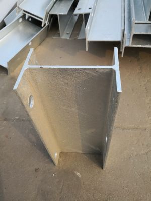 Road Traffic Safe Highway Guardrail Spacer and Posts for Anti-corrosion Road Safety