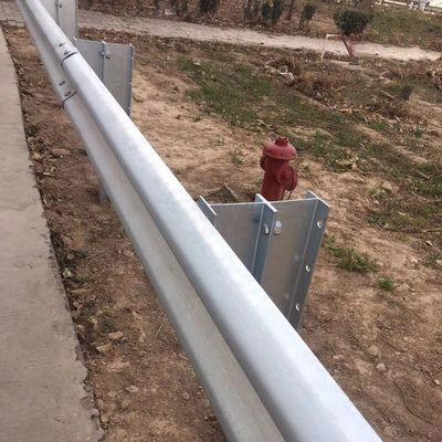 Custom W Beam and Thrie Beam Highway Guardrail and Posts for Outdoor Security Measures