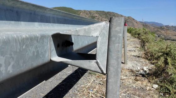Customized Hot-Dip Galvanized Corrugated Box Blocker And W Beam Highway Guardrail