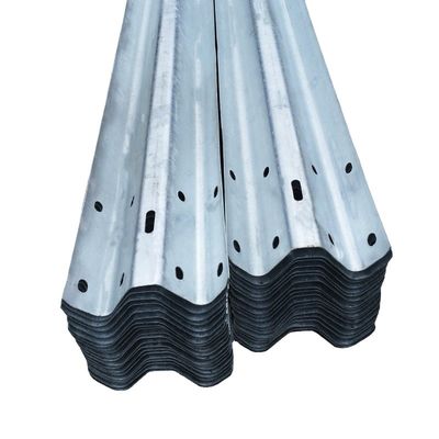 CE/BV/ISO 9001/ISO14001/ISO 18001 Certified Highway Guardrail with Q235 Q345 Material