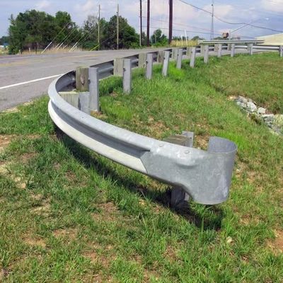 Customized AASHTO M180 Galvanized Traffic Barrier Steel With Hot Galvanized Technology