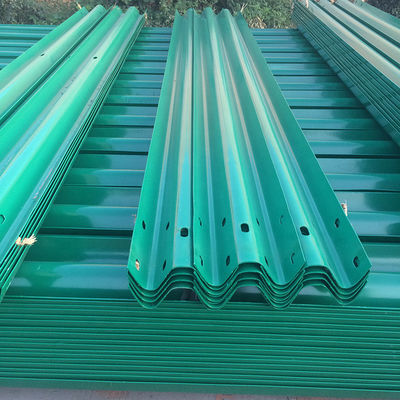 Customized Q235 Q345 Galvanized and Powder Coated Highway Guardrail Traffic Barrier