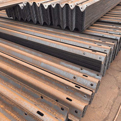 Hot Dipped Galvanized Highway Guardrail Traffic Safety Barrier with Customized Design