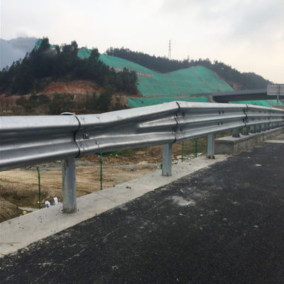 Hot Dipped Galvanized 3 To 2 Two To Be Three Highway Guardrails for Road Traffic Safety