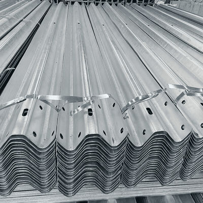 Round End Highway Guardrail 550-600g/m2 Zinc Coating and Hot Galvanized Technology