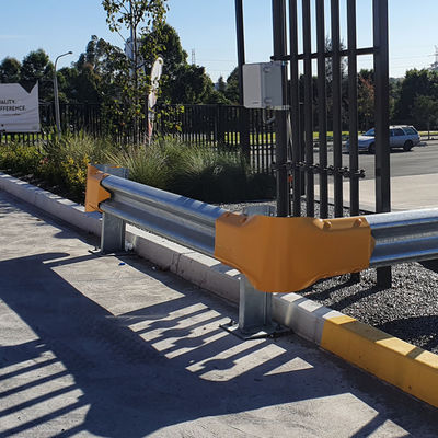 Single Layer Galvanized and Powder Coated Q235 Q345 Corrugated Beam Highway Guardrail