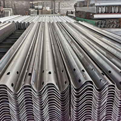 Outdoor Security W Beam Highway Guardrail with Customized Dimensions and Features
