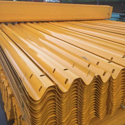Outdoor Security W Beam Highway Guardrail with Customized Dimensions and Features