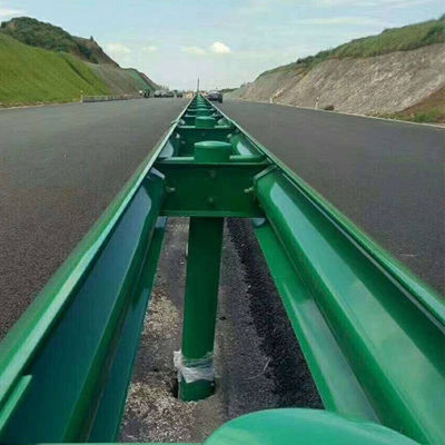 CE/BV/ISO Certified Safety Q235B Q345B Steel Highway Guardrail for Roadway Protection