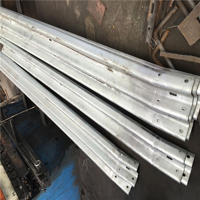 S235jr Highway Guardrail Traffic Barrier with Anchor Terminal End For Road Safety