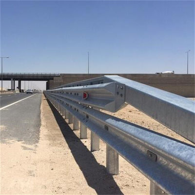 Three Wave Steel Highway Guardrail with Customized Size and Hot Galvanized Technology