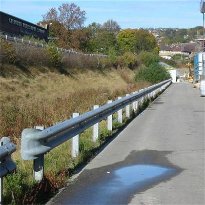 Road Traffic Safe Galvanized Steel Highway Guardrail System with Q345 Strip Steels