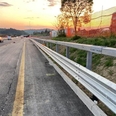 Hot Galvanized and Cold Rolled W Beam Highway Guardrail with CE/BV/ISO Certificate