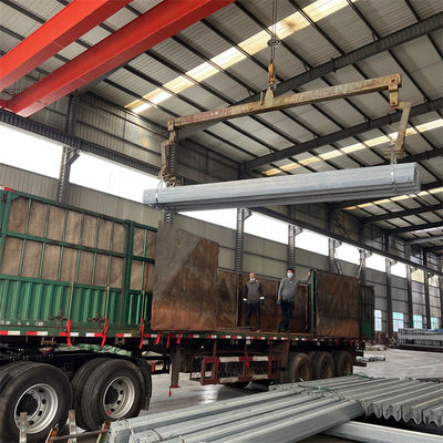 Customized Corrugated W Beam Highway Guardrail Traffic Barrier For Outdoor Security