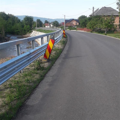 Anti-collision Guardrail Traffic Barrier with ISO 9001/ISO14001/ISO 18001 Certificate