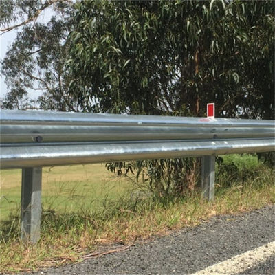 Galvanized W Beam Highway Guardrail with Hot Galvanized and Cold Rolled Technology